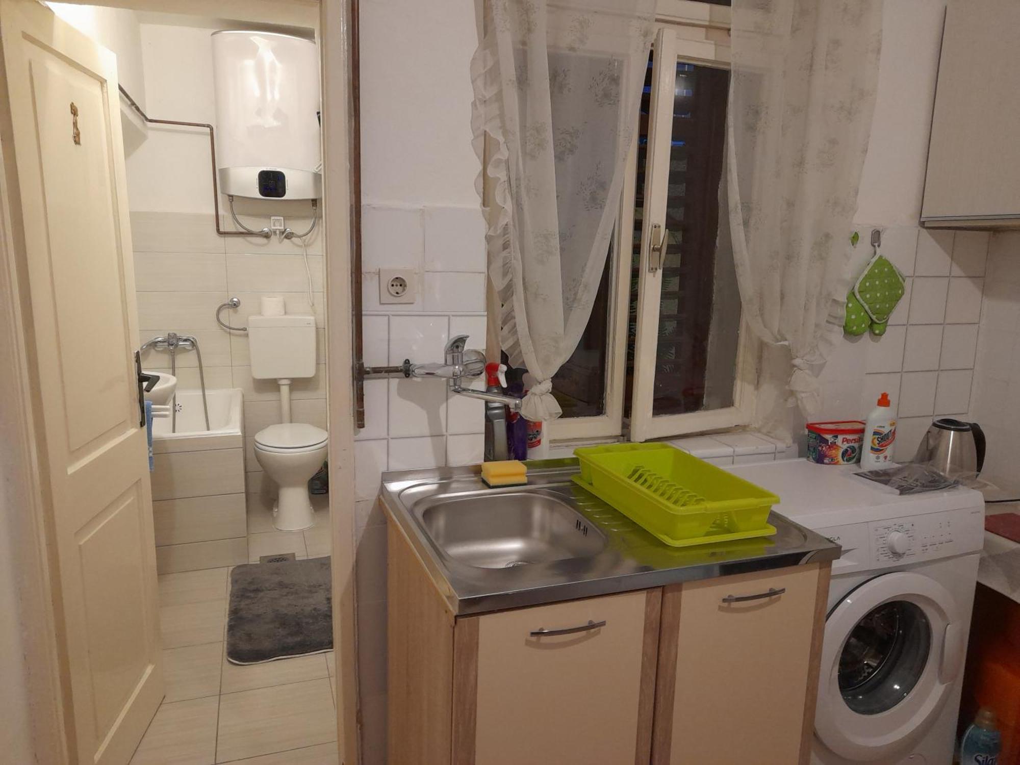 Gulin Apartment *
